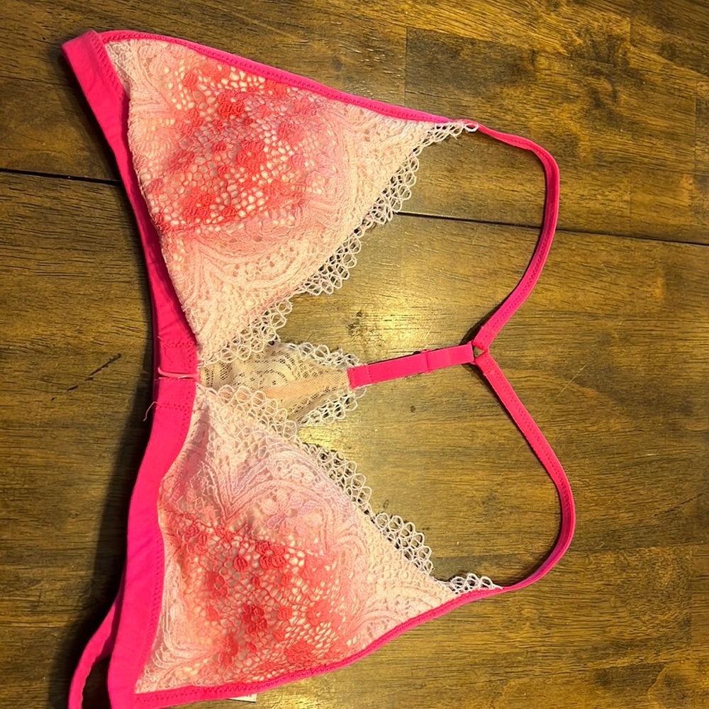 Pink ombré VS bralette. Size large.